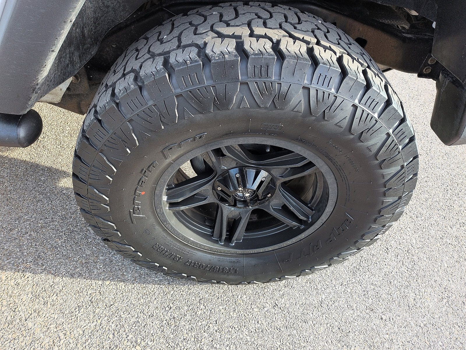 Used 2018 Jeep Wrangler Unlimited Sport S image 10