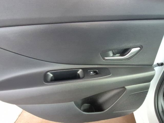 New 2026 Hyundai Elantra Blue image 12
