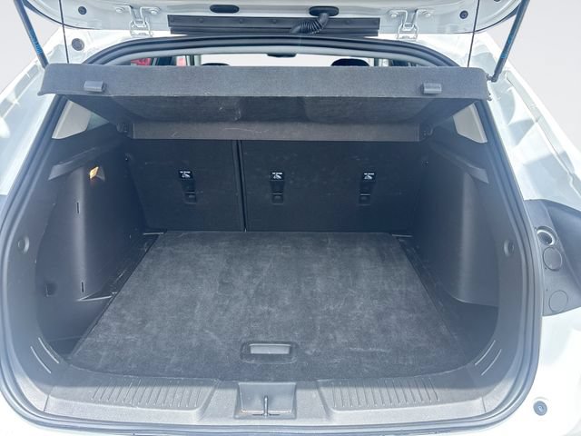 Used 2025 Chevrolet Trax LT w/ LT Convenience Package FWD image 23