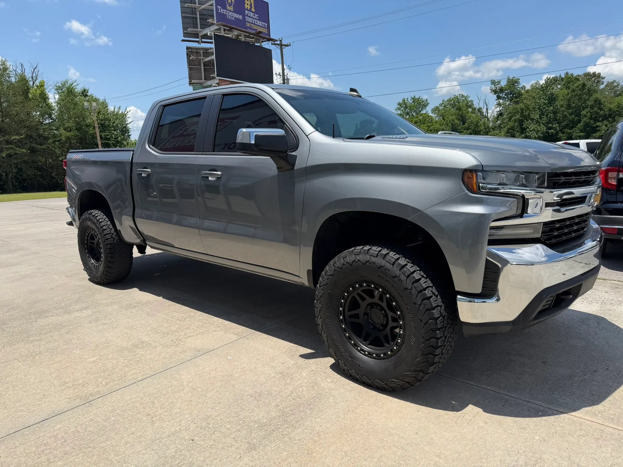 Used 2020 Chevrolet Silverado 1500 LT w/ All-Star Edition AWD/4WD image 25