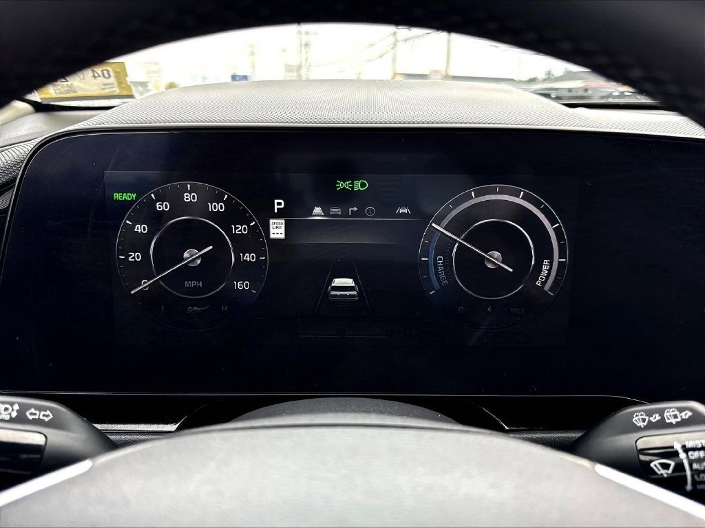 Used 2023 Kia Niro Wind w/ Wind Preserve Package FWD image 17