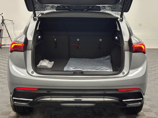 New 2026 Buick Envision Sport Touring image 8