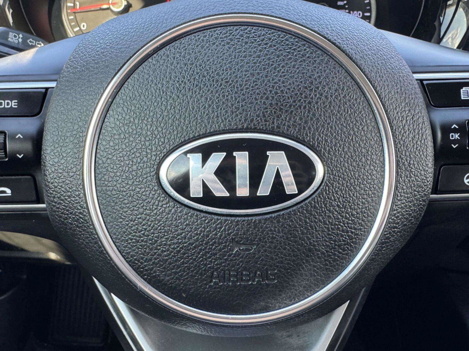 Used 2021 Kia K5 LXS FWD image 19