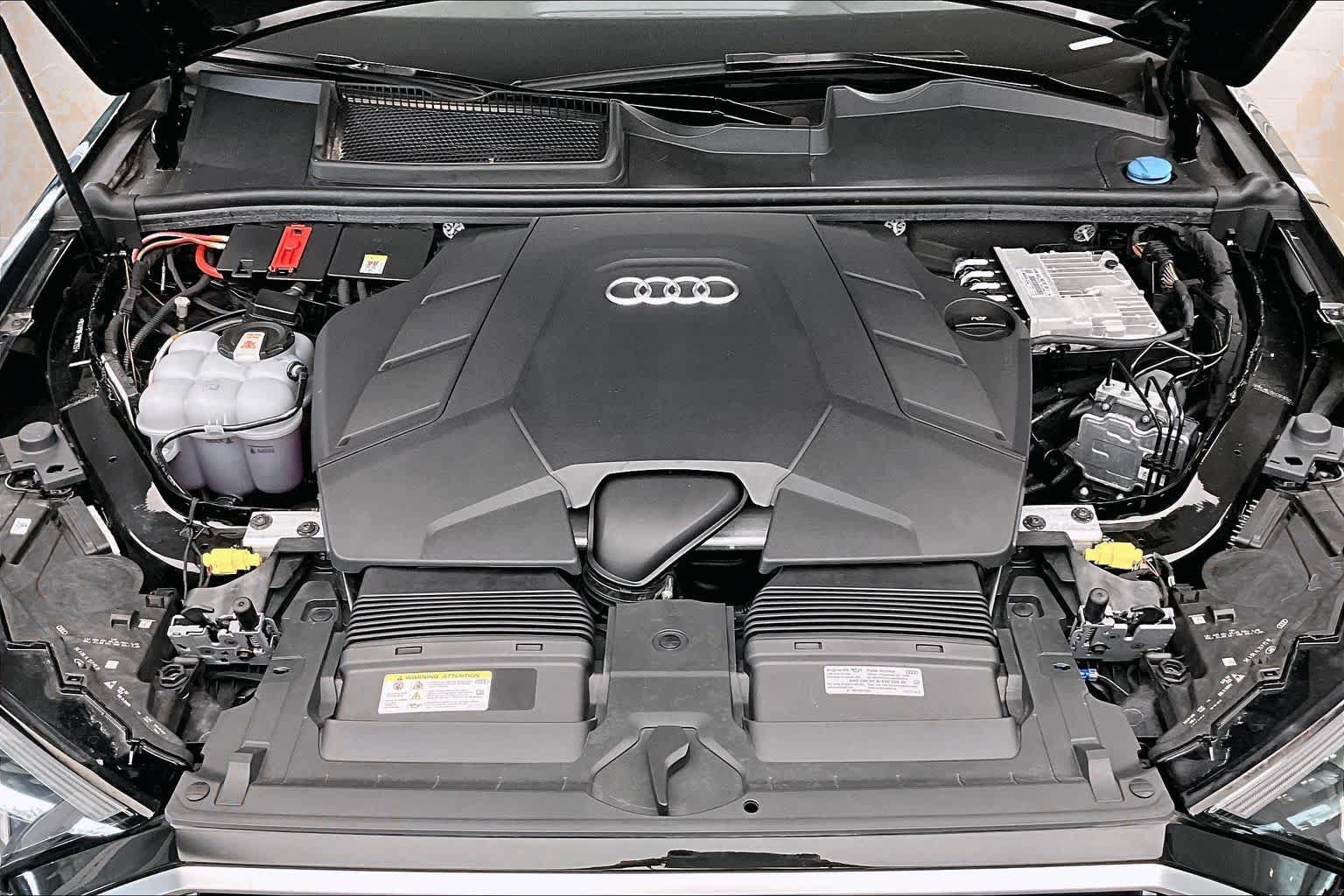 Used 2023 Audi Q7 3.0T Prestige w/ Prestige Package AWD/4WD image 30