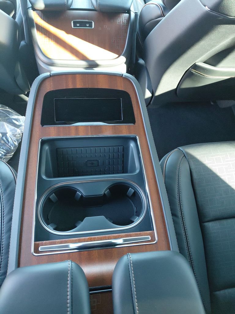 New 2025 Lincoln Navigator Black Label image 21