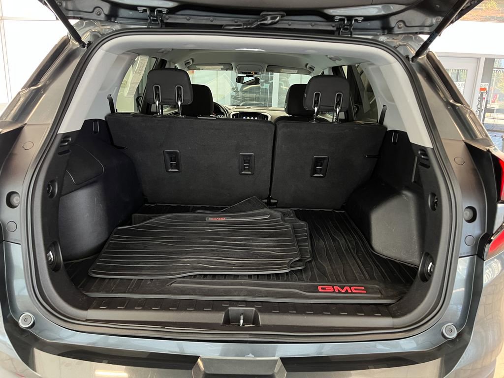 Used 2018 GMC Terrain SLE image 30