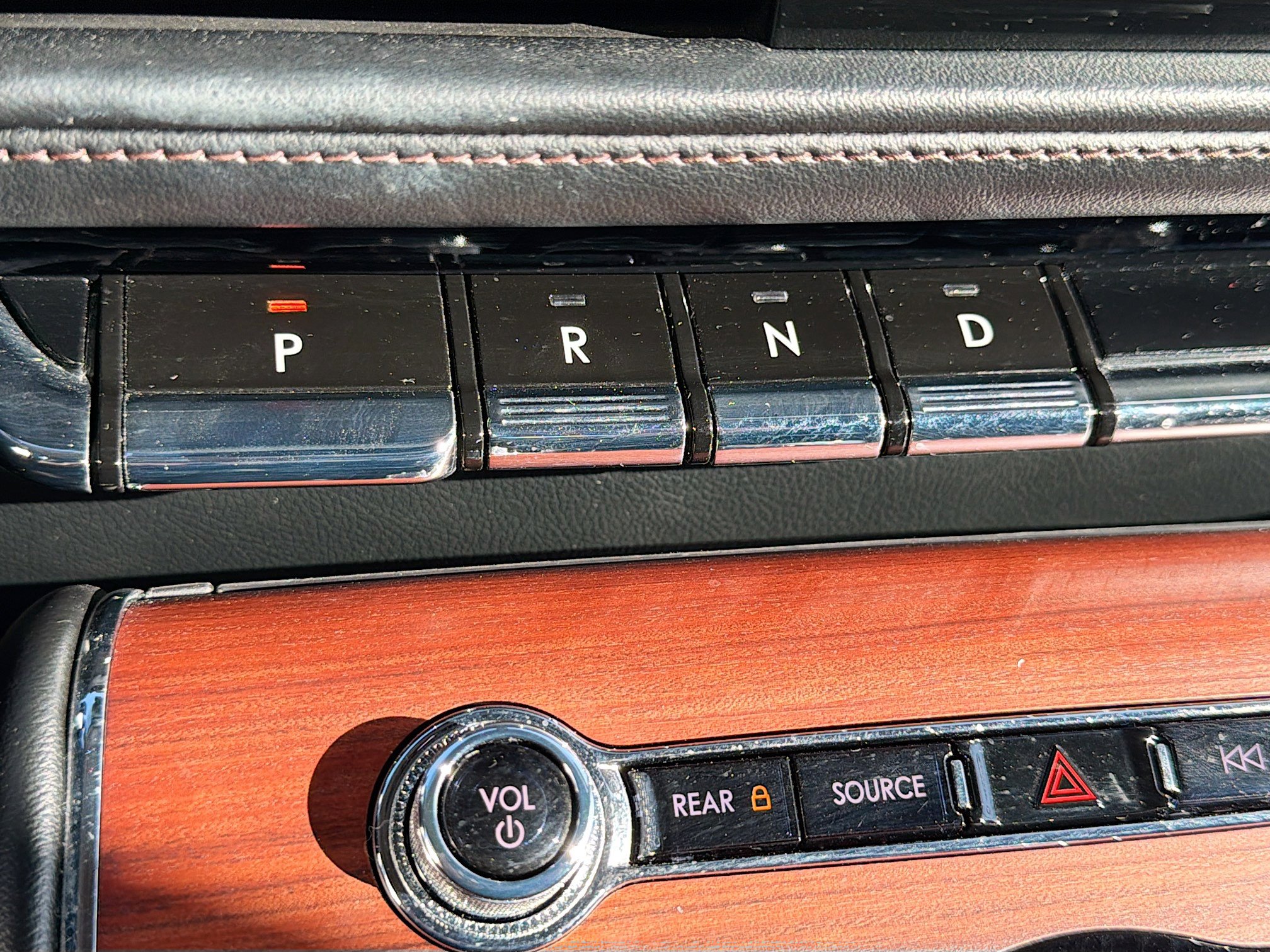 Used 2021 Lincoln Aviator Reserve w/ Equipment Group 210A AWD/4WD image 17