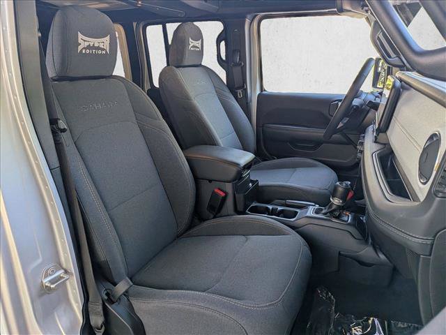Used 2024 Jeep Wrangler Unlimited Sahara w/ Technology Group AWD/4WD image 21