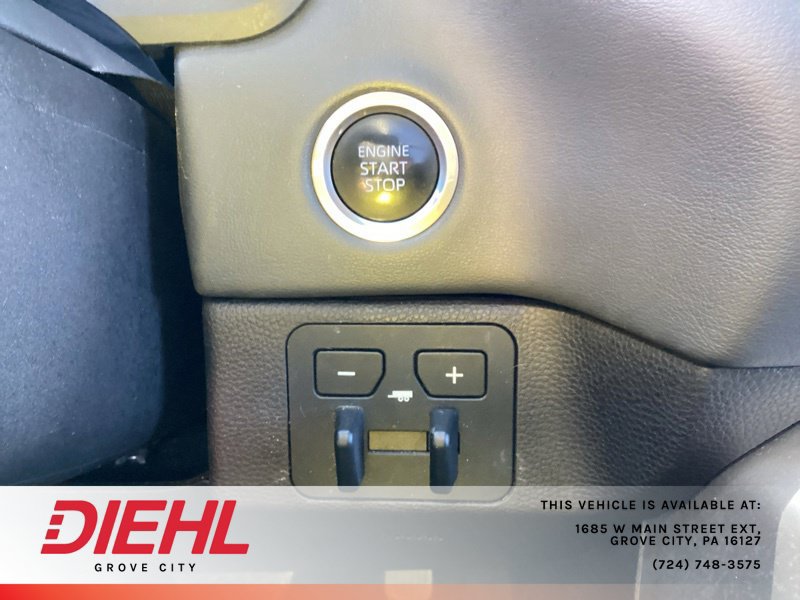 Used 2024 Toyota Tundra Platinum AWD/4WD image 28