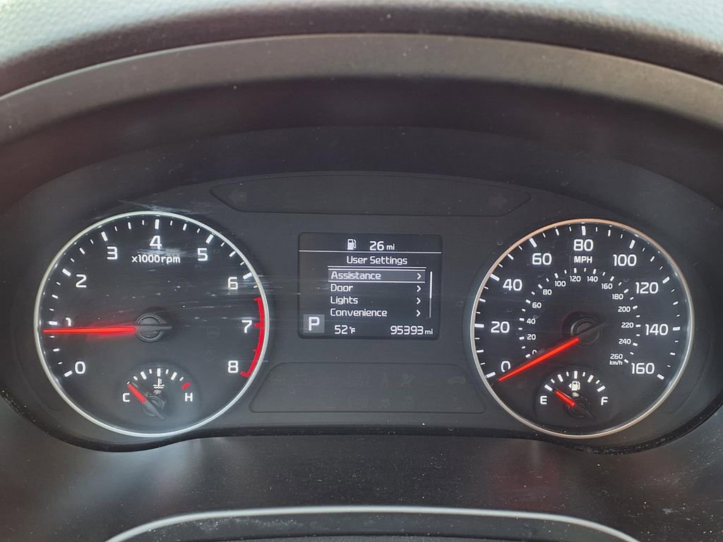 Used 2022 Kia Seltos LX AWD/4WD image 16