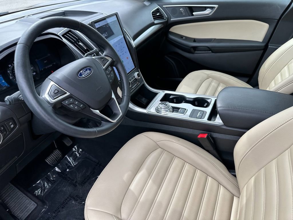 Certified 2024 Ford Edge SEL w/ Convenience Package image 9