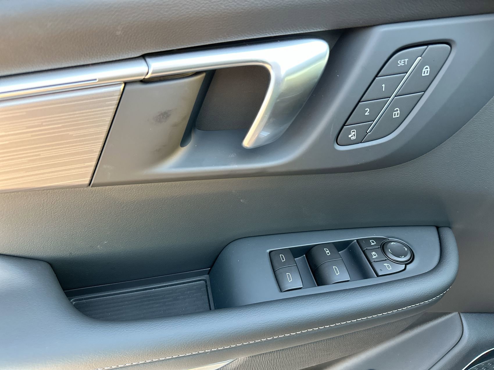 New 2026 Buick Enclave Preferred w/ Power Package image 13