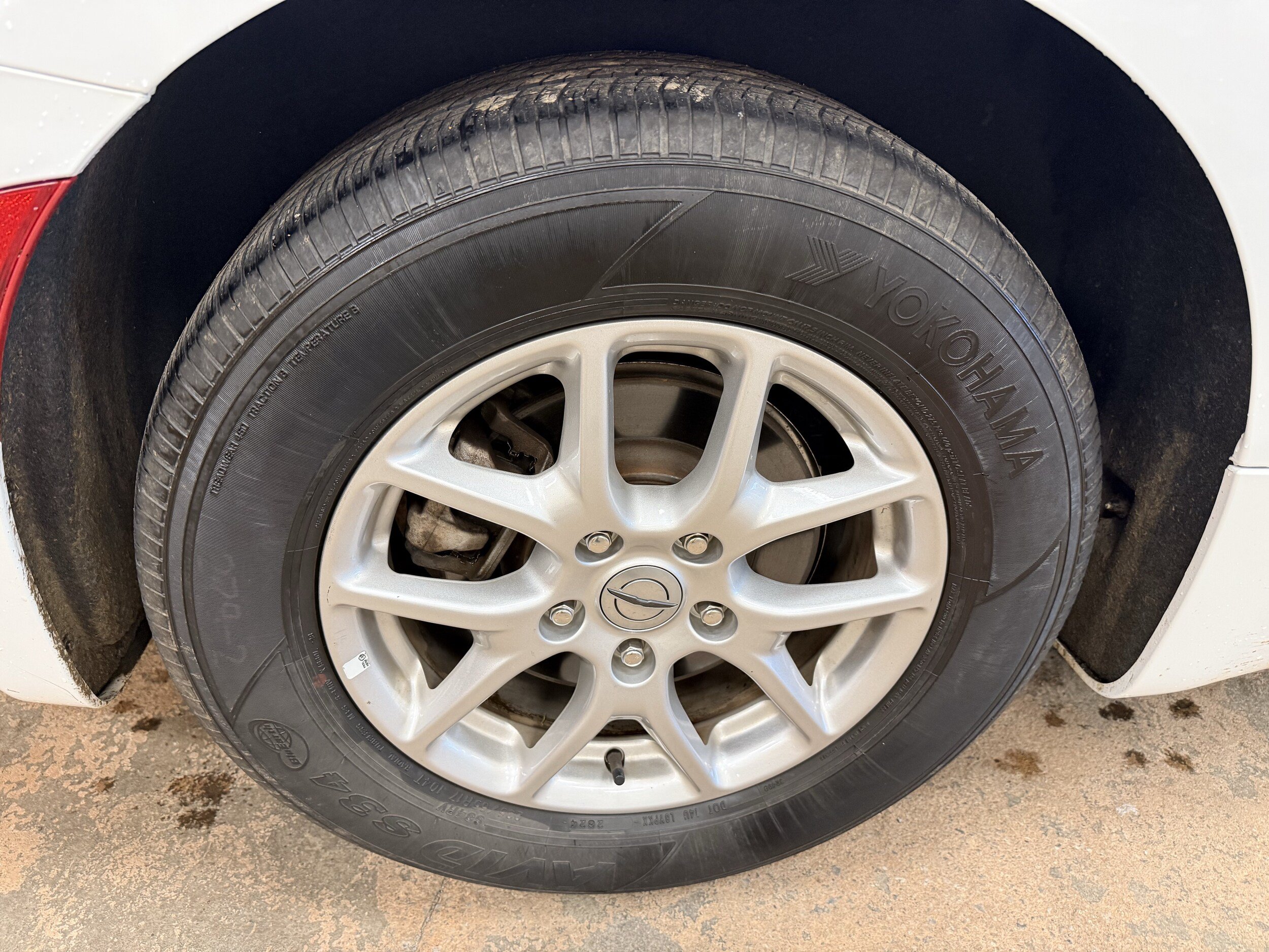 Used 2025 Chrysler Pacifica Select FWD image 7