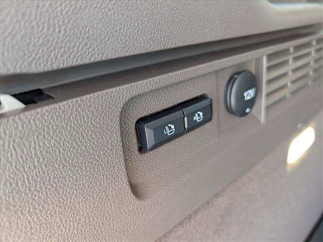 Used 2022 Lincoln Nautilus Reserve image 22