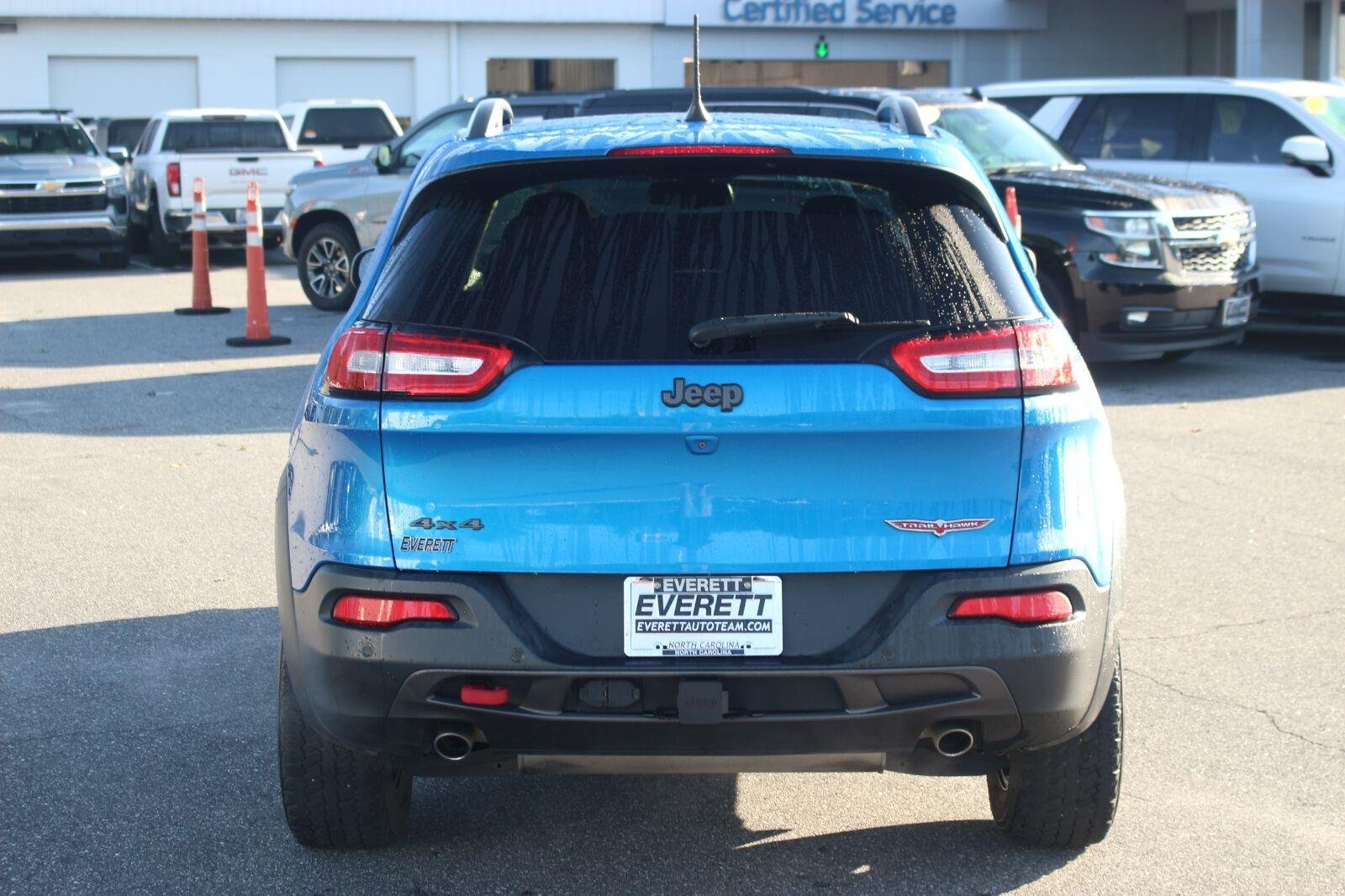 Used 2018 Jeep Cherokee Trailhawk w/ Quick Order Package 27L AWD/4WD image 6