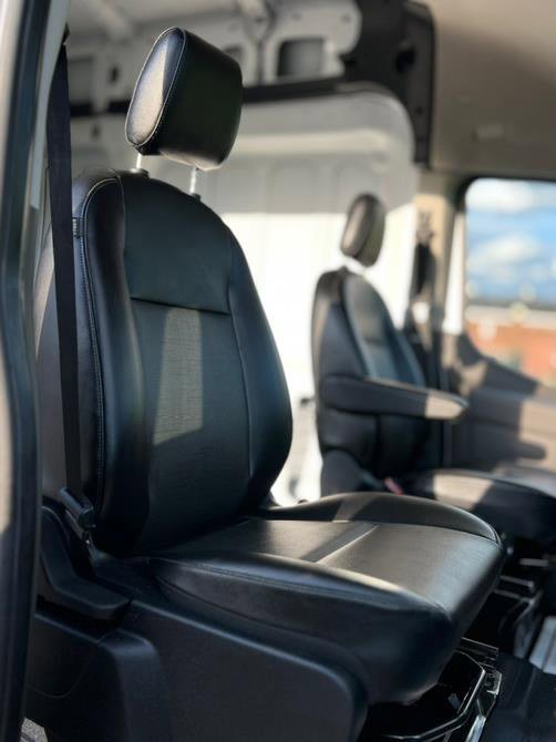 Used 2022 Ford Transit 250 148 High Roof AWD image 30
