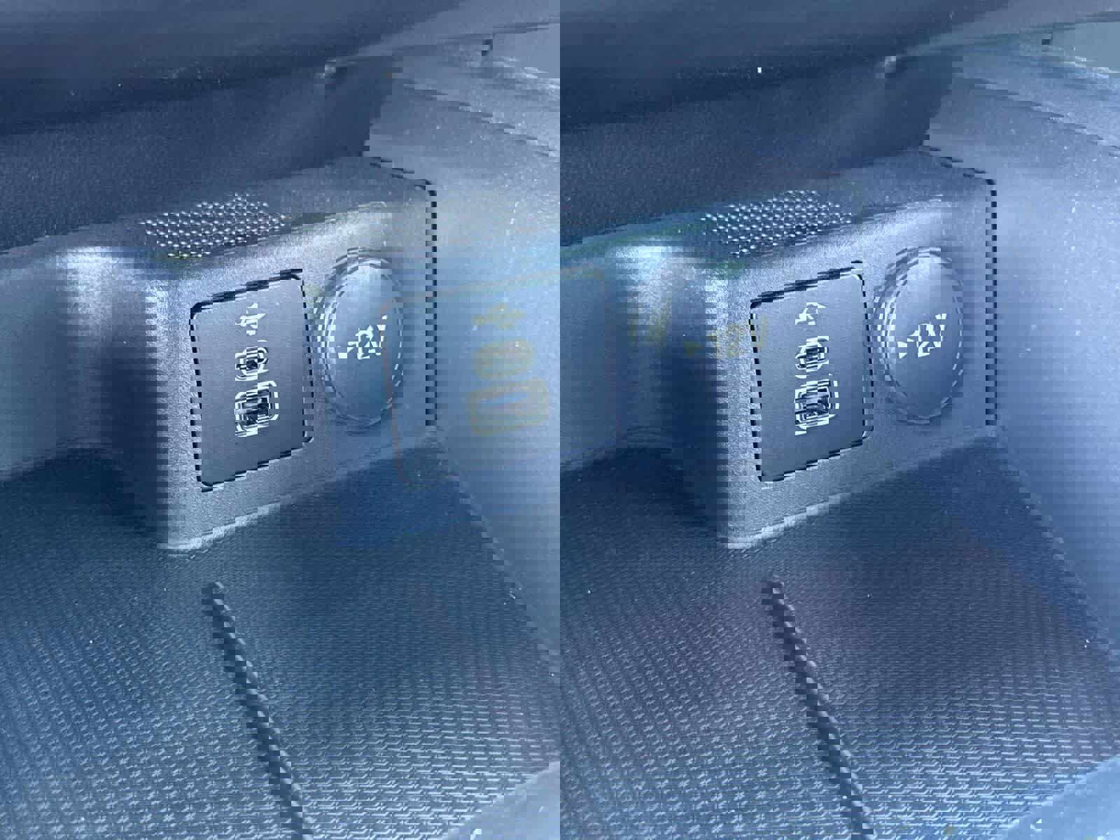 Used 2025 Ford Escape ST-Line image 23