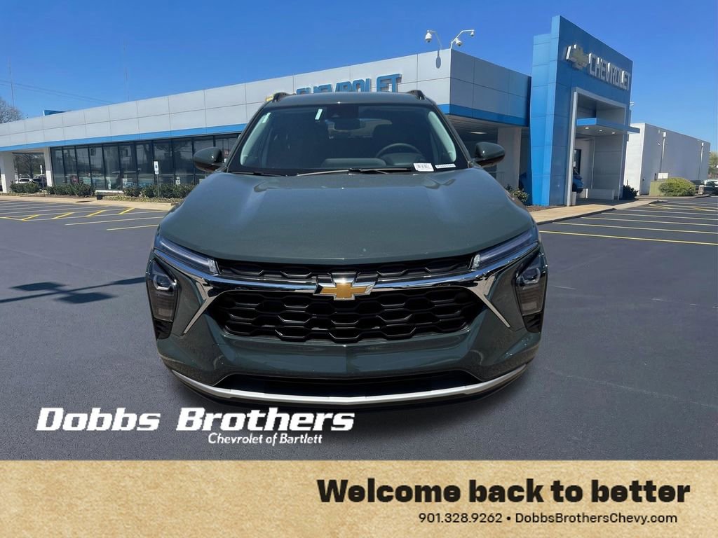 New 2026 Chevrolet Trax LT FWD image 2