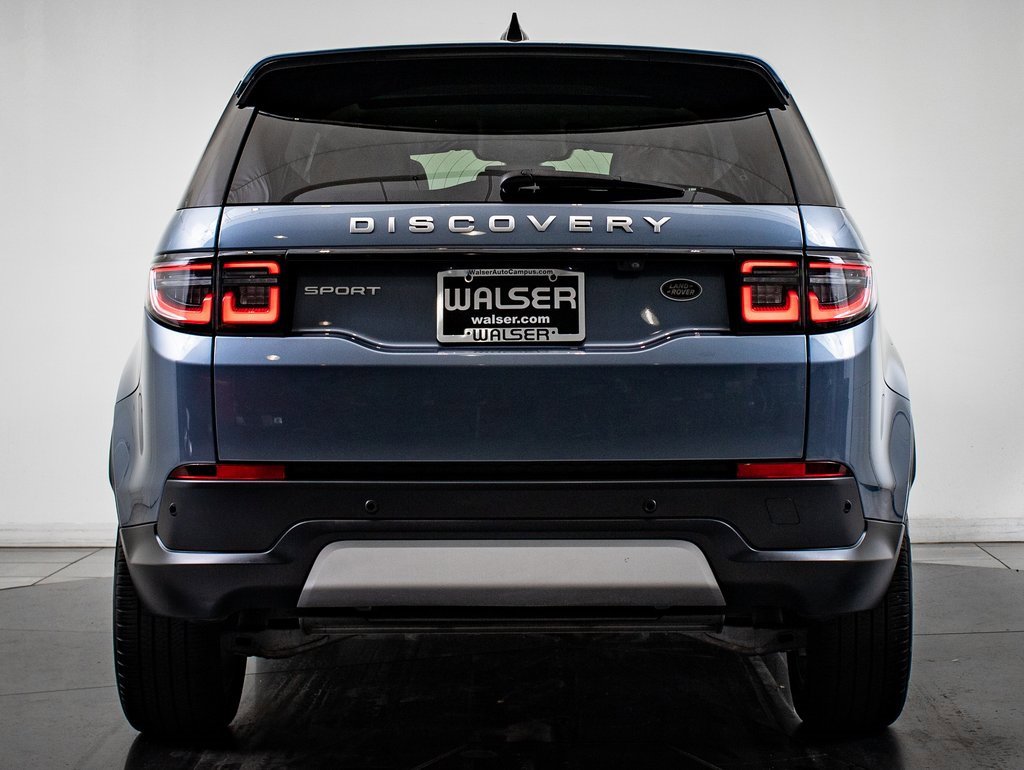 Used 2022 Land Rover Discovery Sport SE image 7