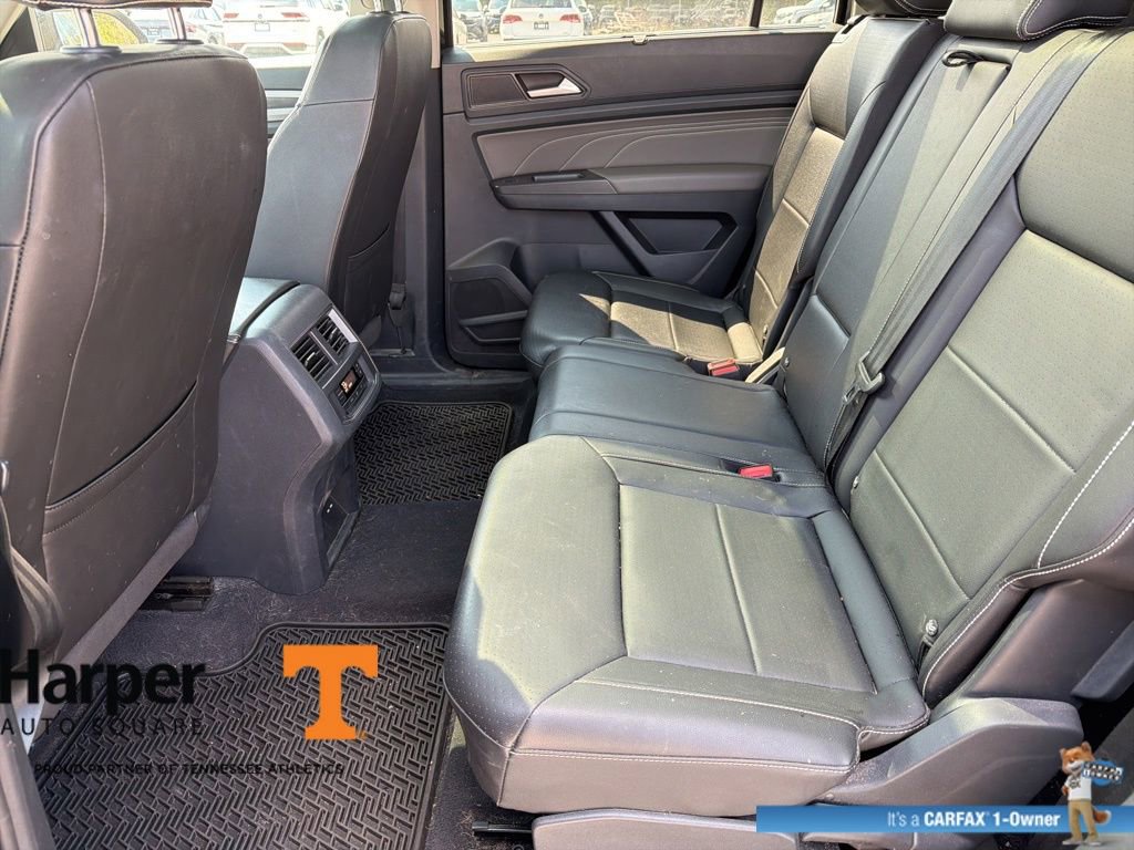 Used 2023 Volkswagen Atlas SEL R-Line image 10