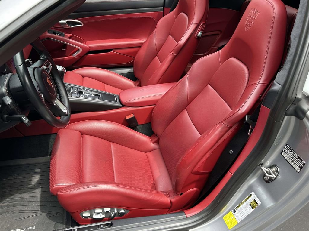 Certified 2018 Porsche 911 AWD/4WD image 12