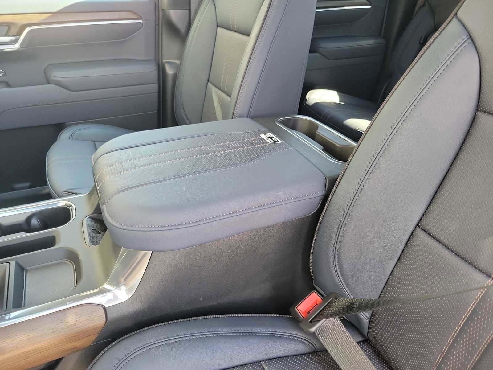 New 2026 Chevrolet Silverado 1500 High Country w/ Technology Package AWD/4WD image 20