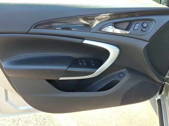 Used 2017 Buick Regal Sport Touring FWD image 9
