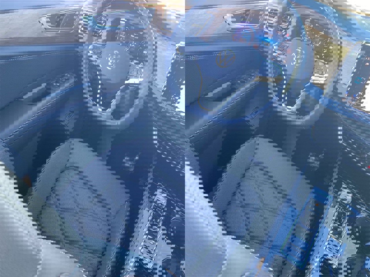 New 2026 Volkswagen Atlas SE image 10