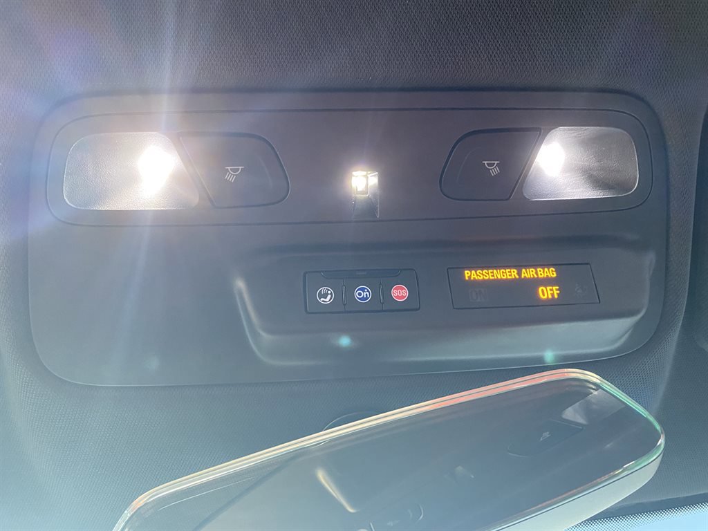 Used 2020 Chevrolet Camaro SS image 34