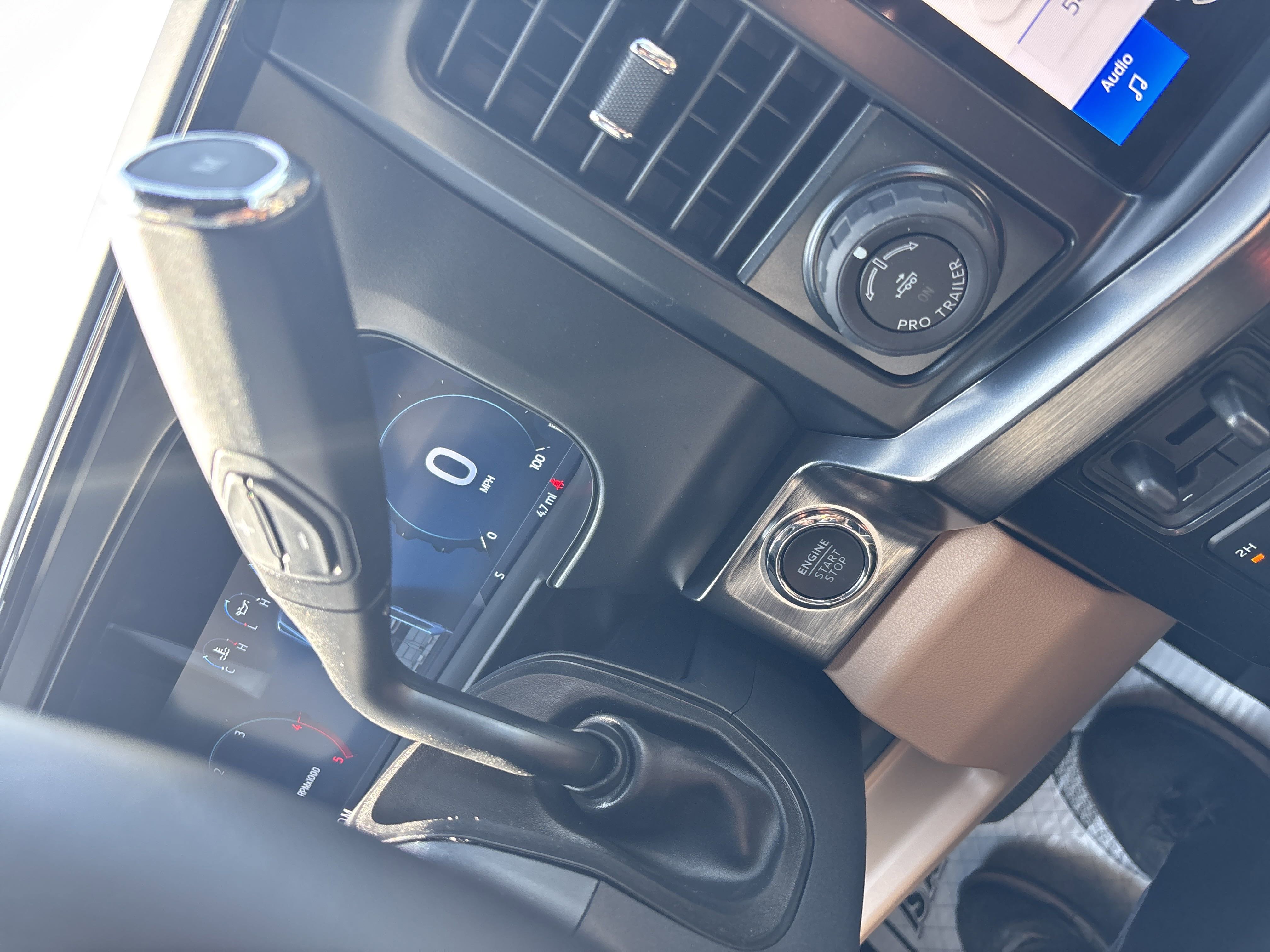 New 2025 Ford F250 Lariat w/ Lariat Ultimate Package image 23