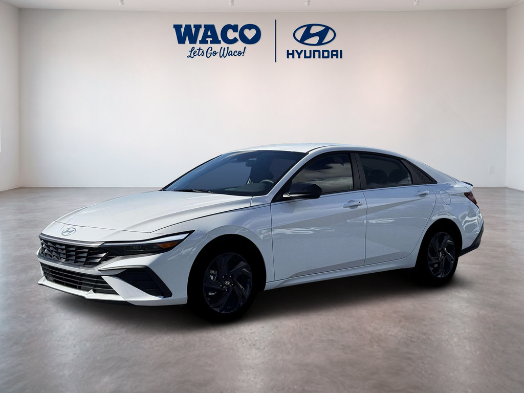New 2026 Hyundai Elantra SEL FWD image 2