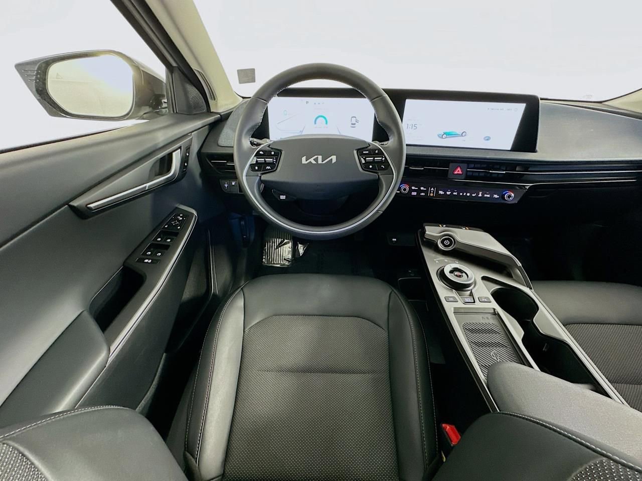 Used 2024 Kia EV6 Light image 13