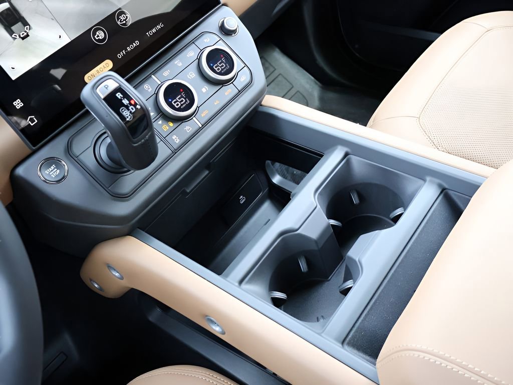 New 2026 Land Rover Defender 110 X-Dynamic SE image 25