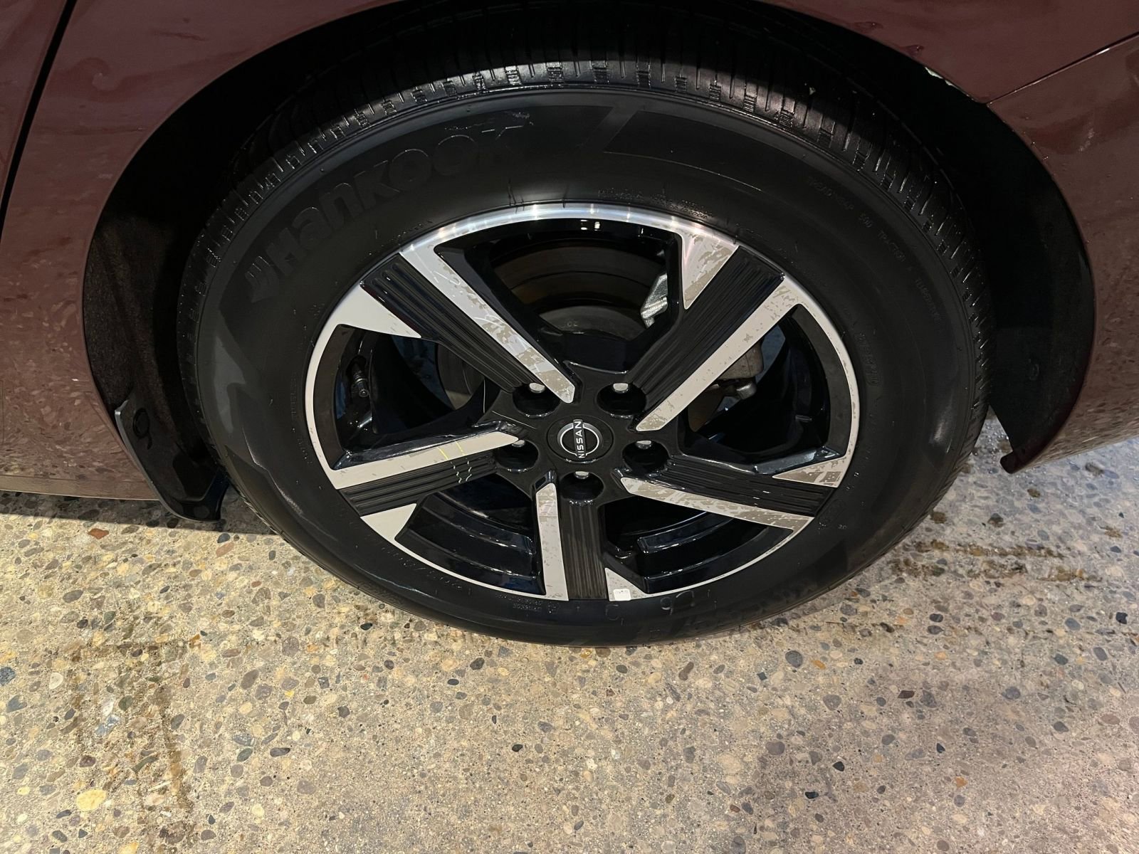 Used 2025 Nissan Sentra SV image 29