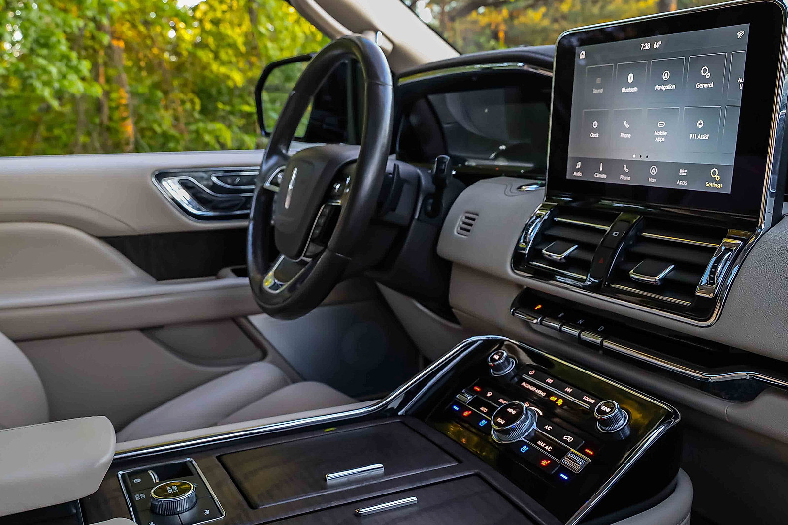 Used 2020 Lincoln Navigator Reserve w/ Luxury Package AWD/4WD image 24