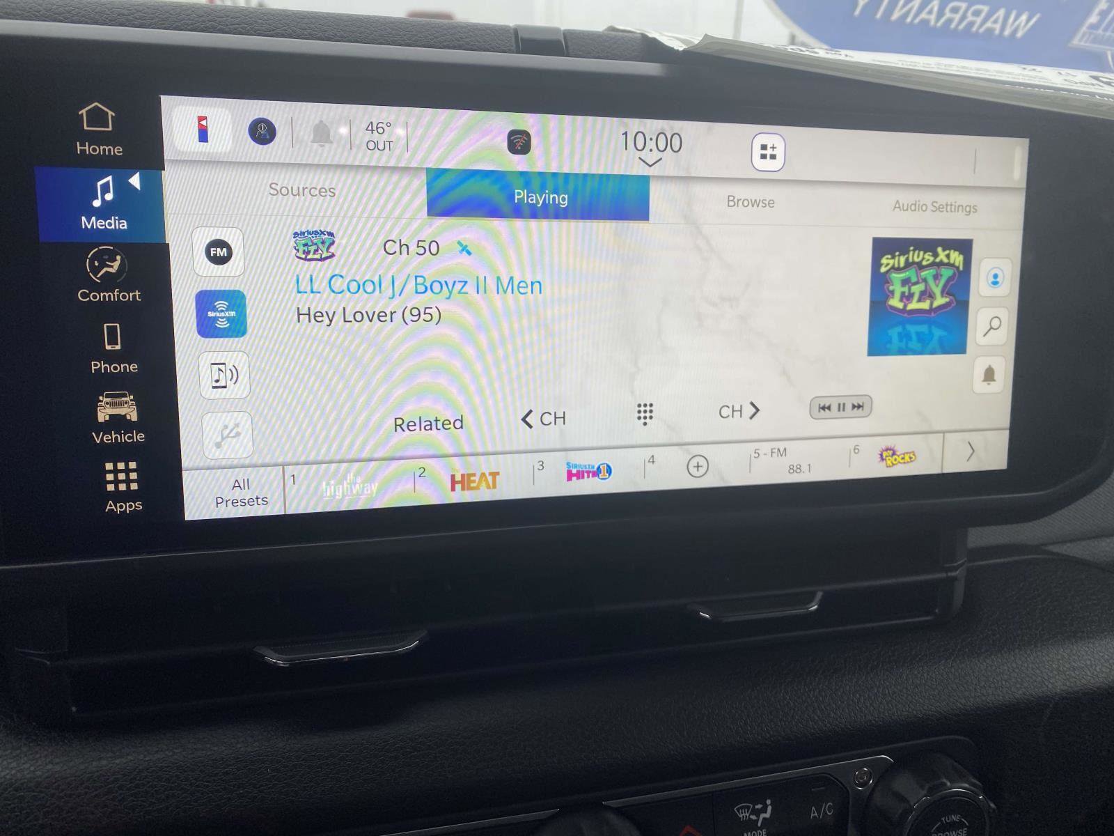 New 2026 Jeep Gladiator Sport image 13