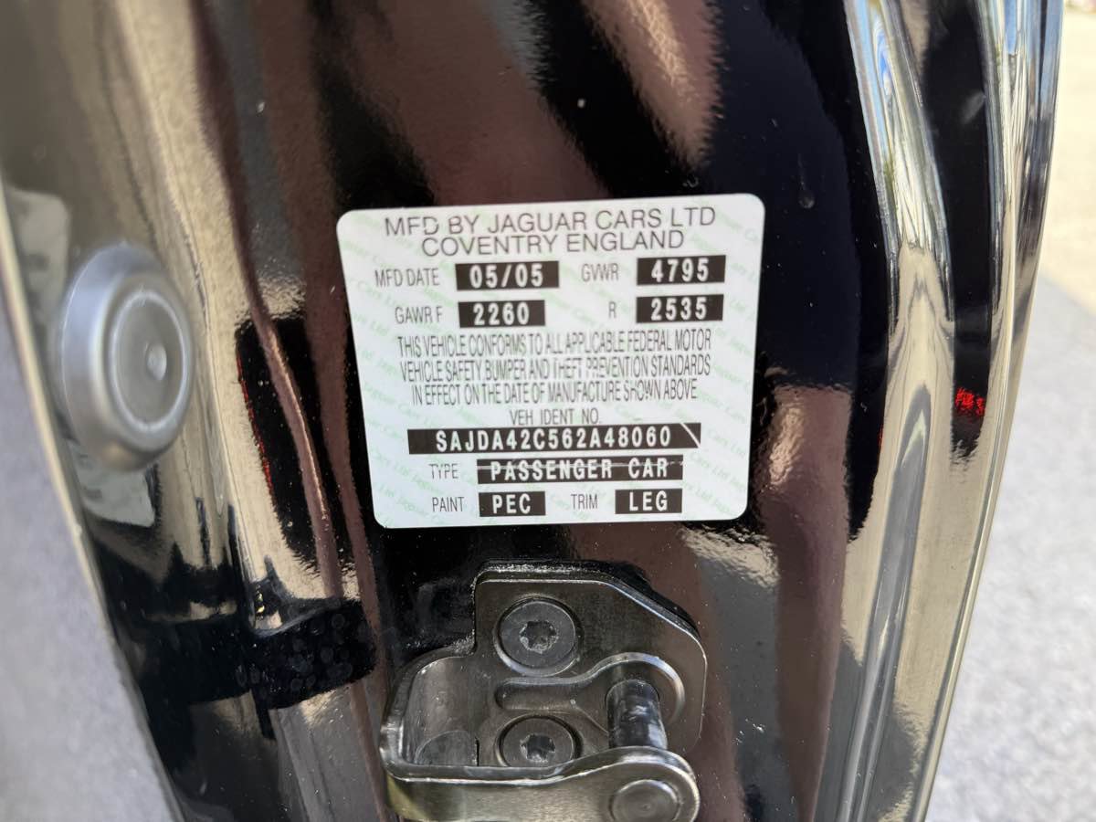 Used 2006 Jaguar XK8 Convertible image 26