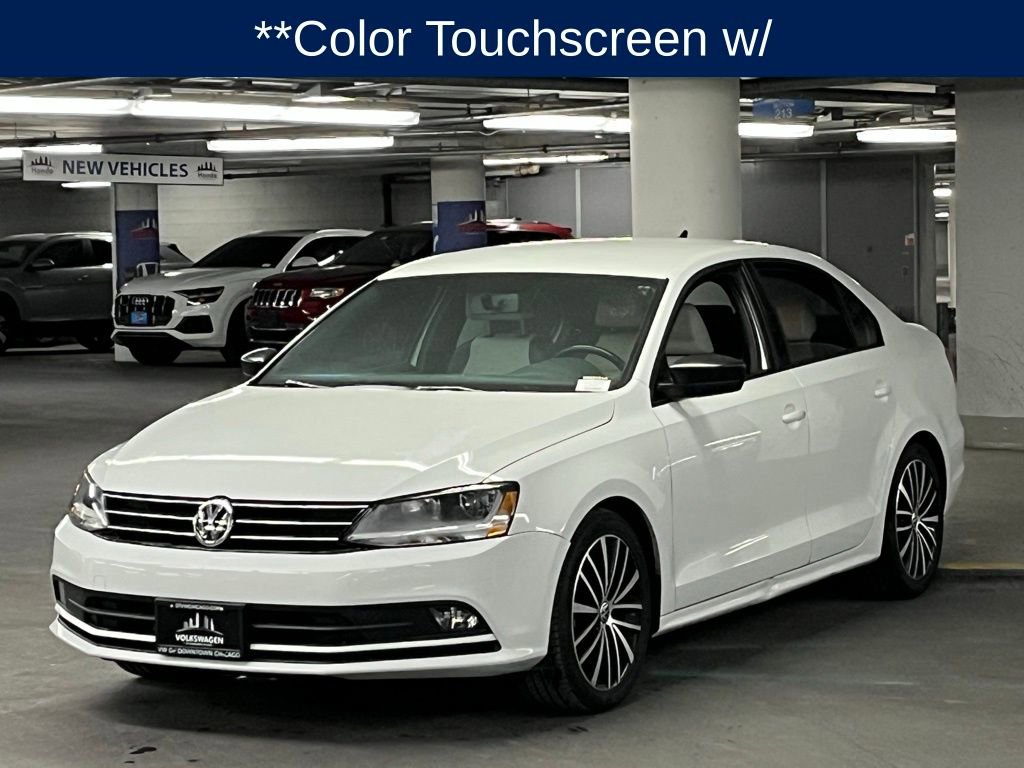 Used 2017 Volkswagen Jetta Sport image 4
