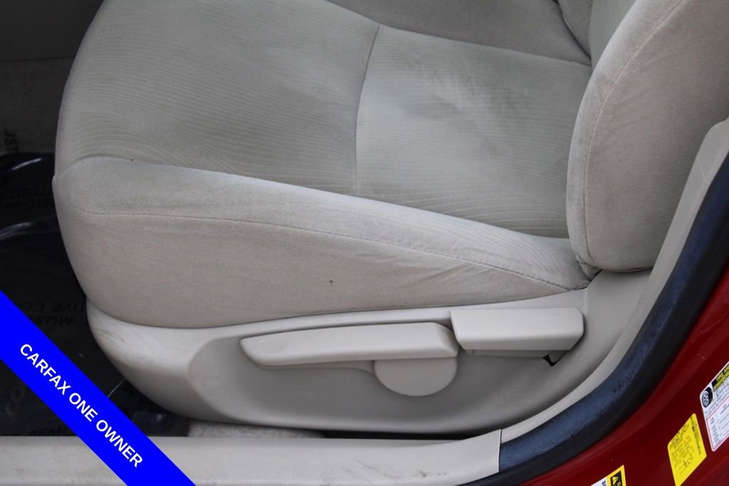 Used 2013 Toyota Corolla LE image 15