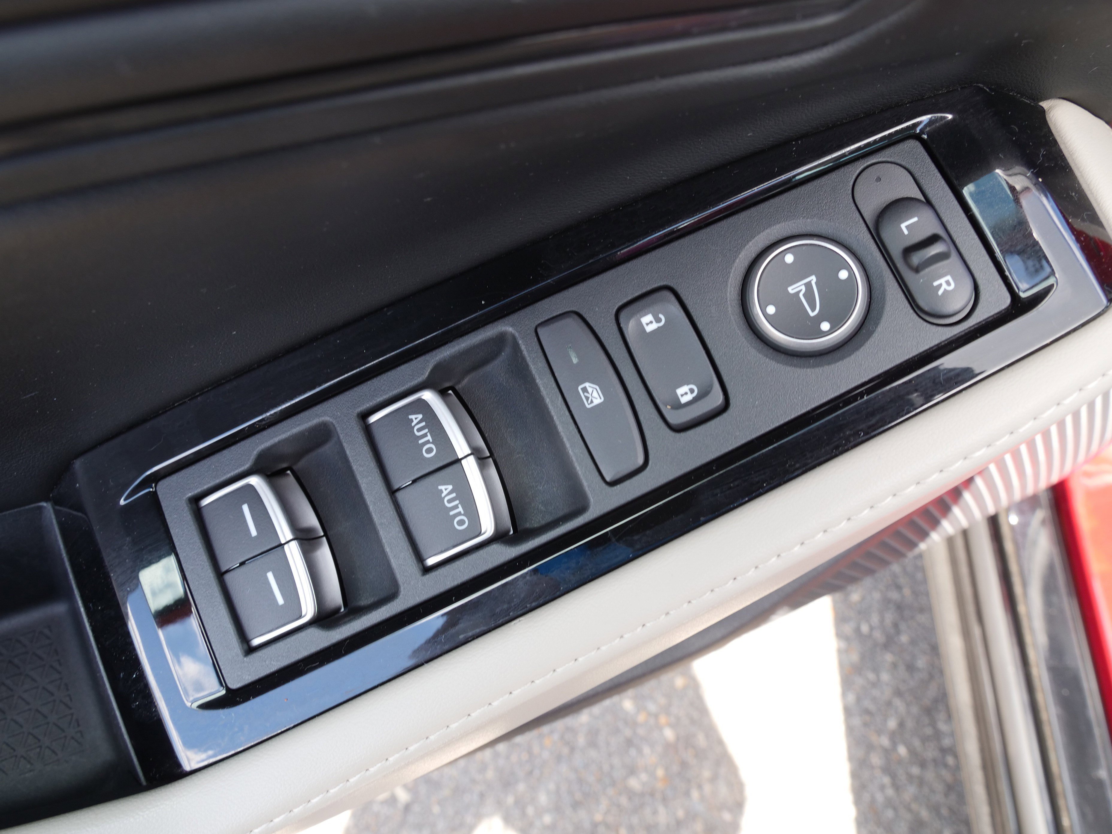 Used 2023 Honda Accord Touring image 18