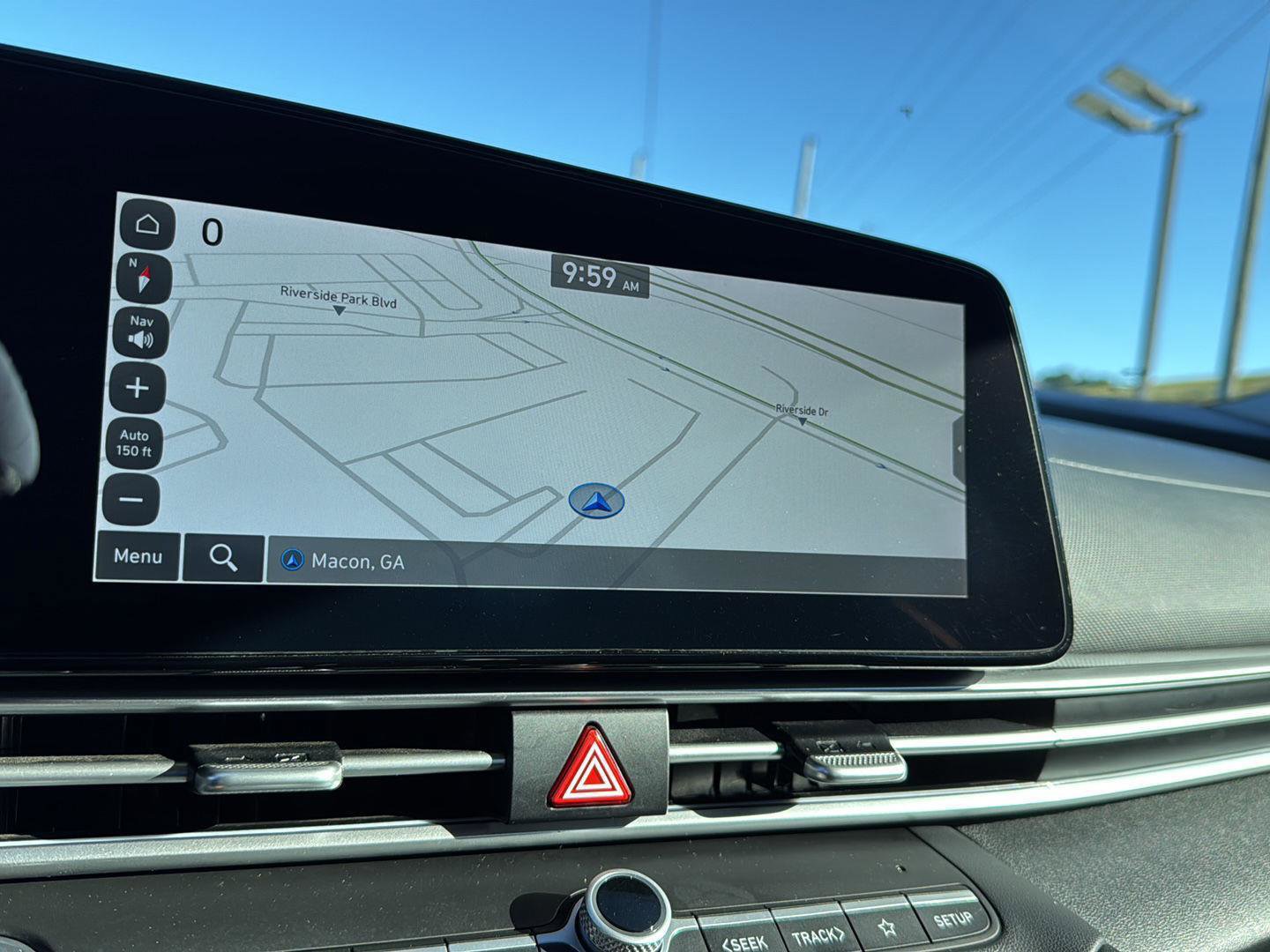 Used 2024 Hyundai Elantra Limited image 23