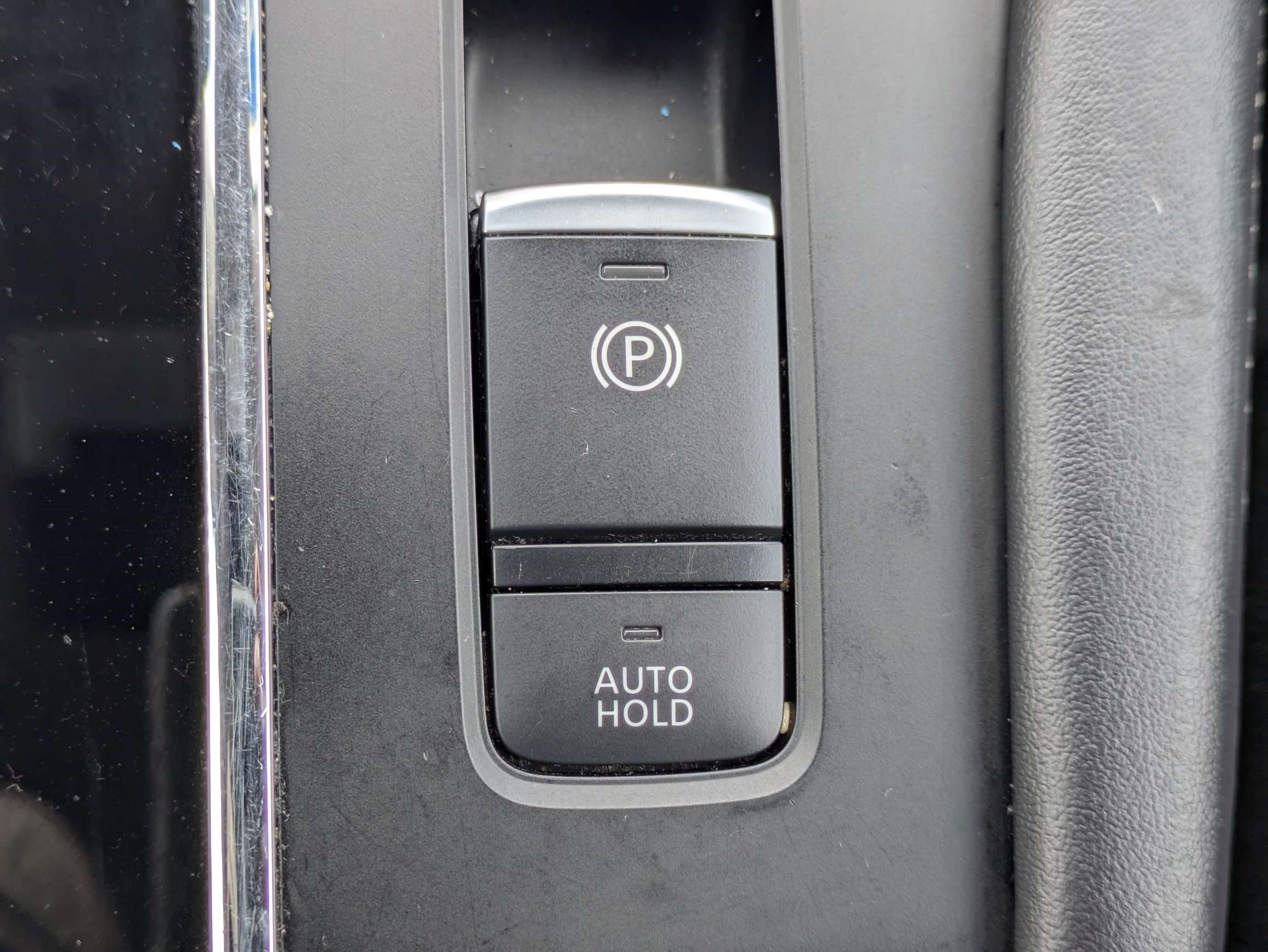 Used 2024 Mitsubishi Outlander ES AWD/4WD image 33