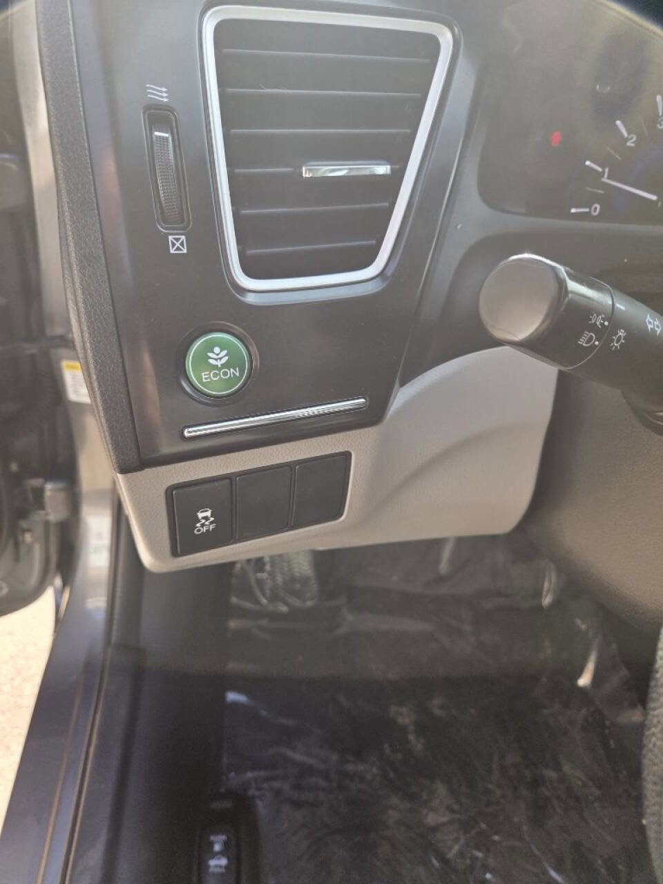 Used 2013 Honda Civic LX image 9