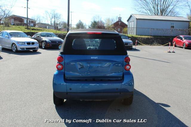 Used 2009 smart fortwo passion RWD image 5