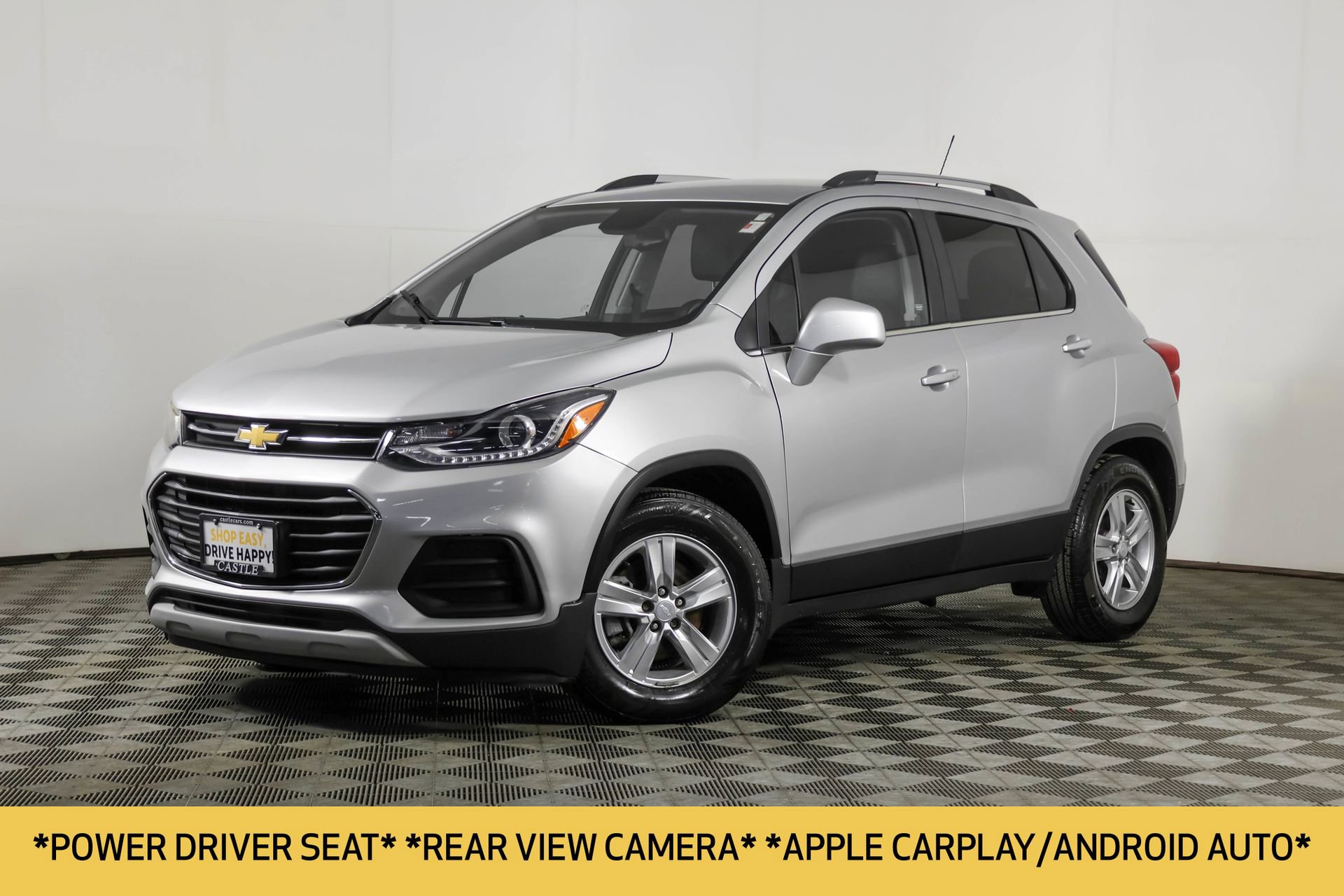 Used 2019 Chevrolet Trax LT w/ LT Convenience Package FWD image 2