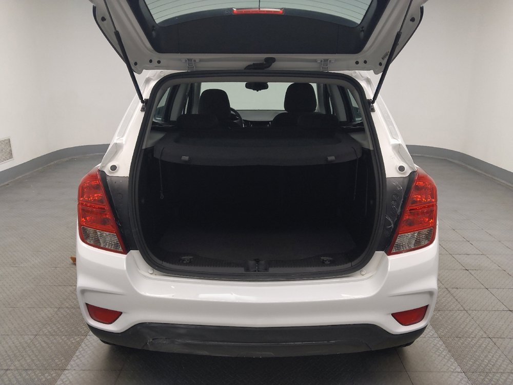 Used 2017 Chevrolet Trax LS AWD/4WD image 29
