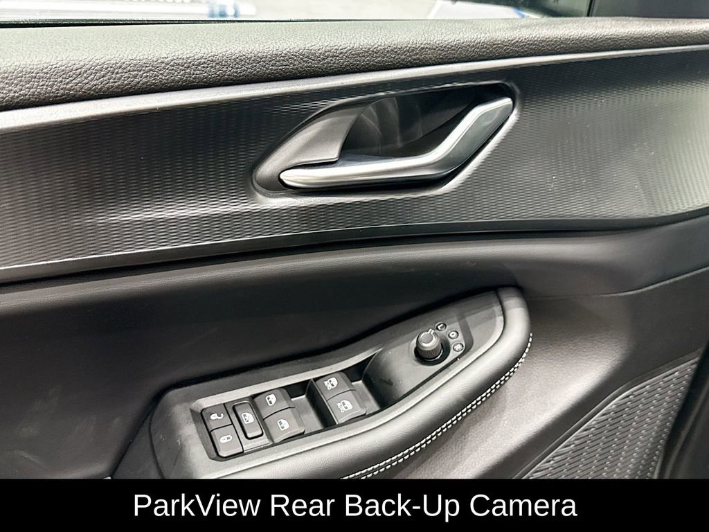 New 2025 Jeep Grand Cherokee Altitude image 17