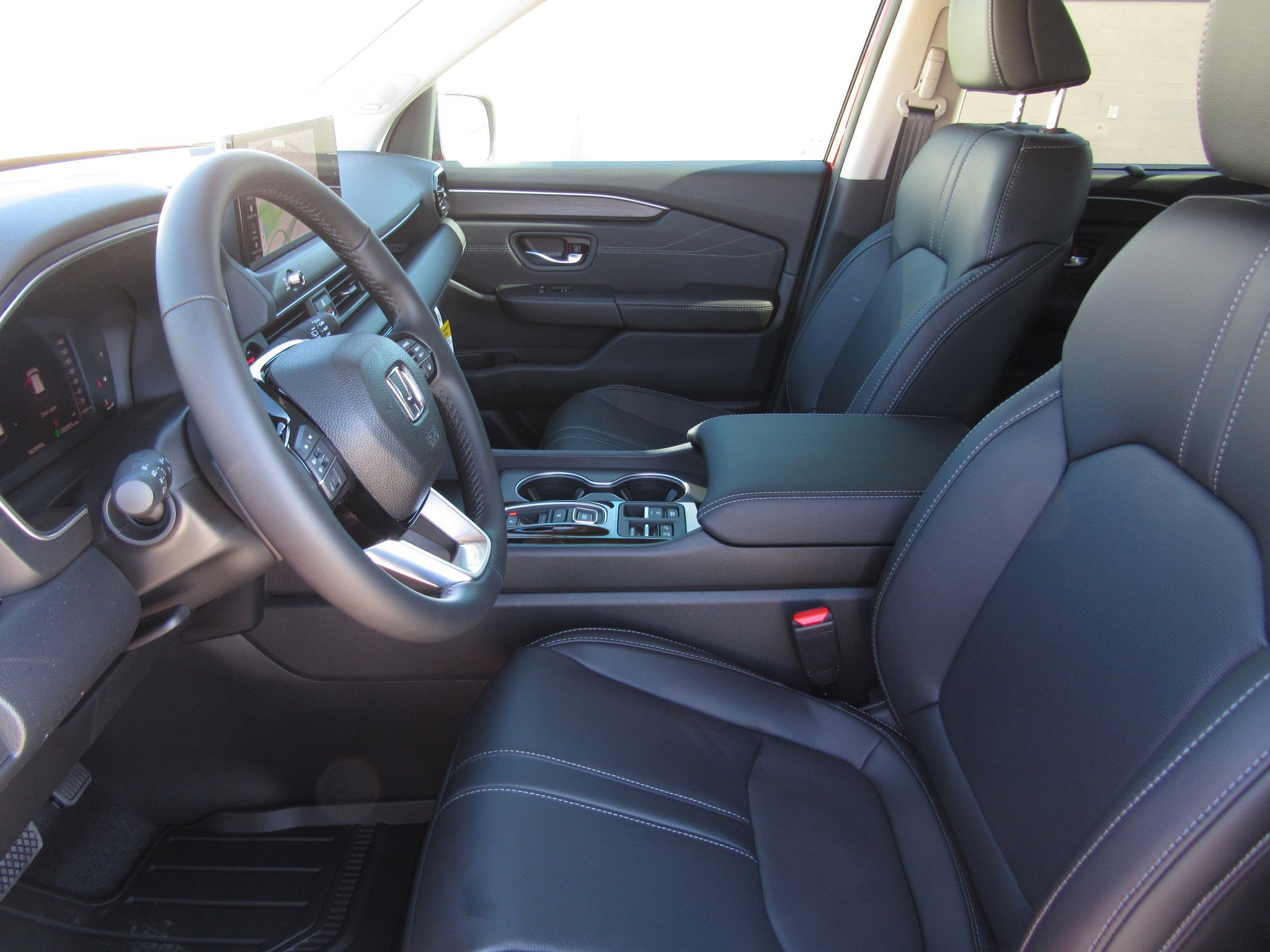 New 2026 Honda Pilot Touring image 14