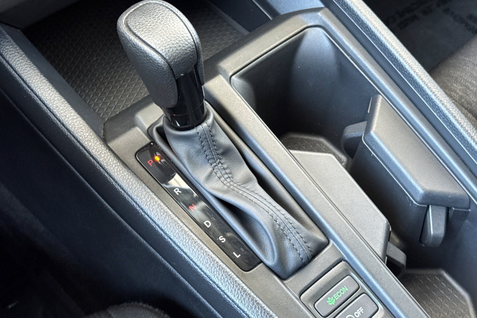 Certified 2025 Honda Accord SE image 18