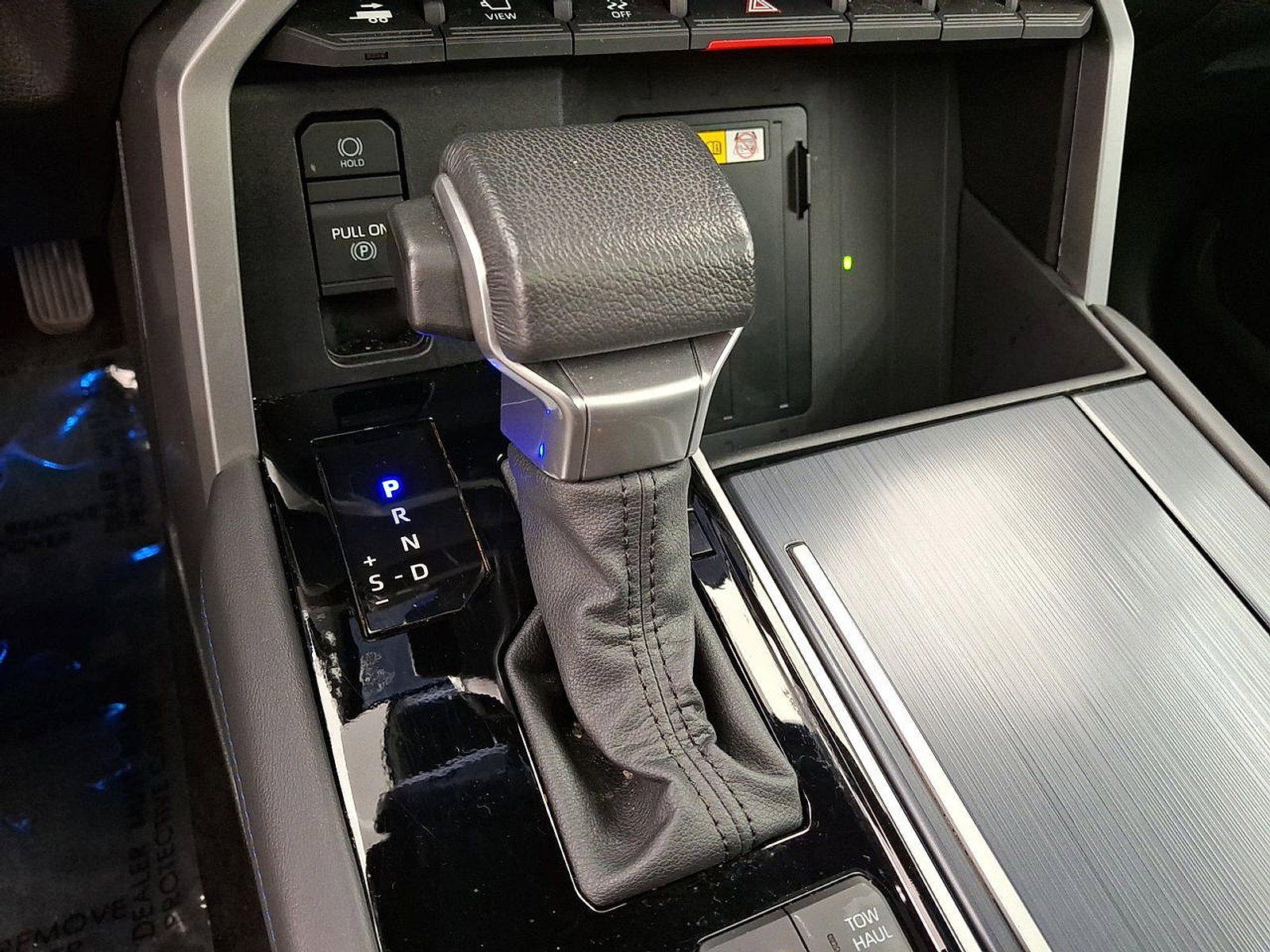 Used 2024 Toyota Tundra Platinum image 12